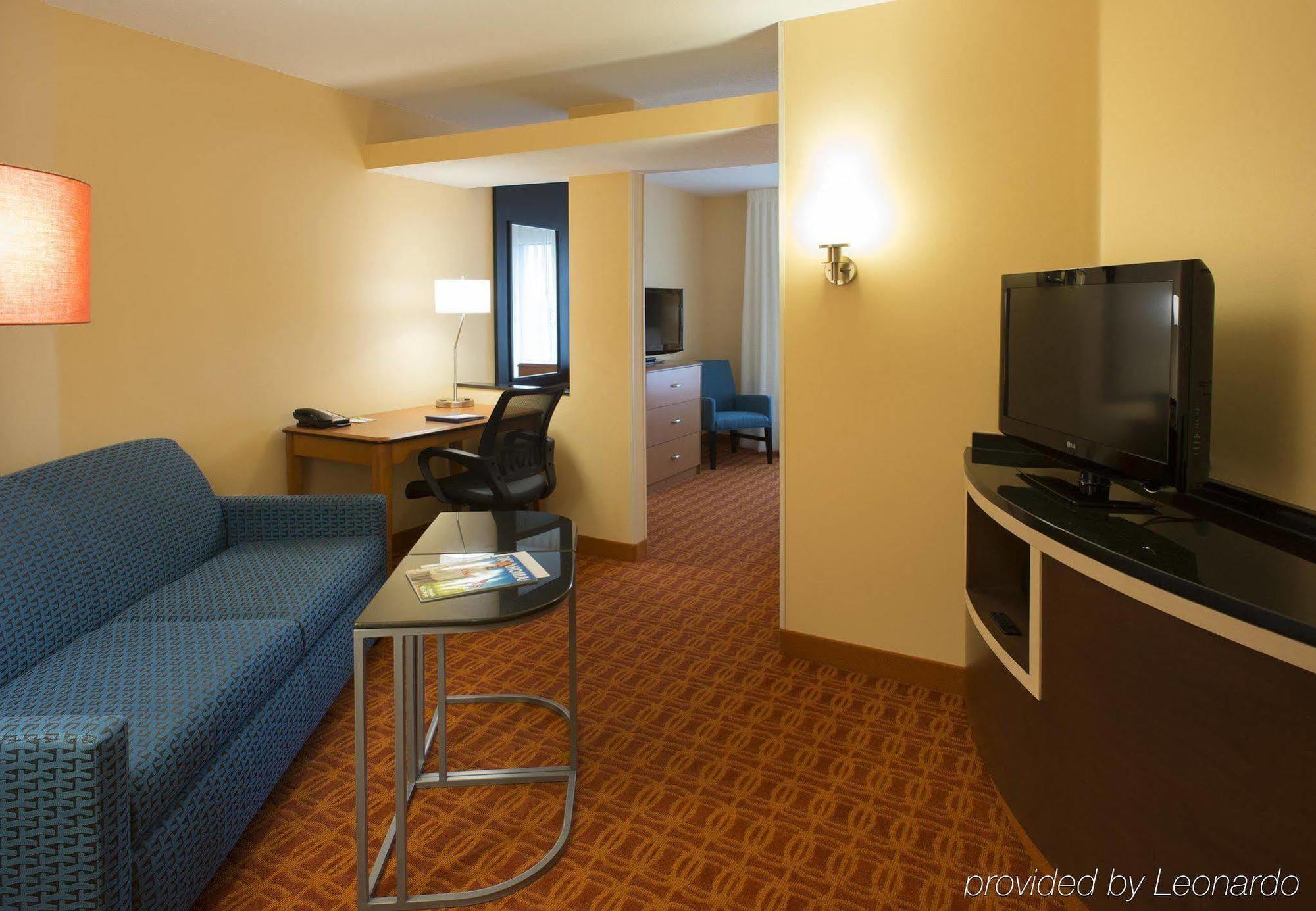 Fairfield Inn & Suites Tulsa Downtown Arts District Екстериор снимка